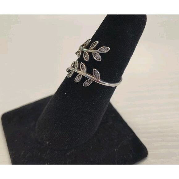 Vintage Adjustable Ring Size 8 Sterling 925 IBB CN Floral Vine Leaf Bi-Pass CZs - Picture 2 of 5